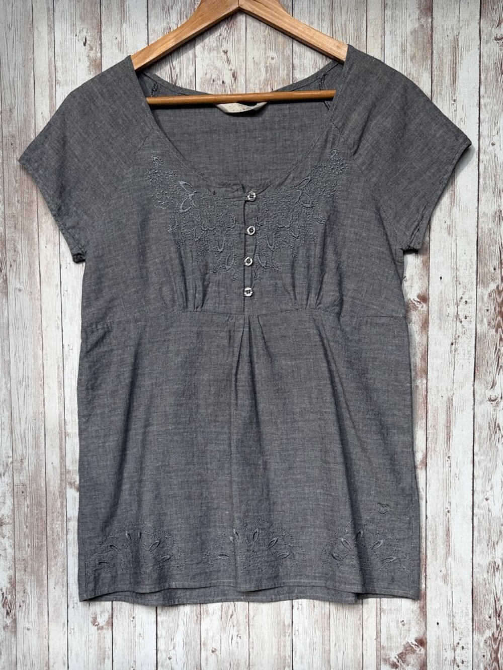 Trail Women's Boho Embroidered Tunic Top sz Mediu Slate Gray Prairie Buttons Cap